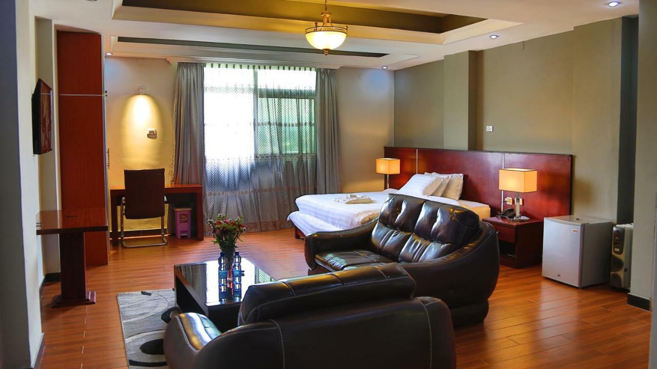 Yinm Furnished Apartment Addis Ababa Exterior photo